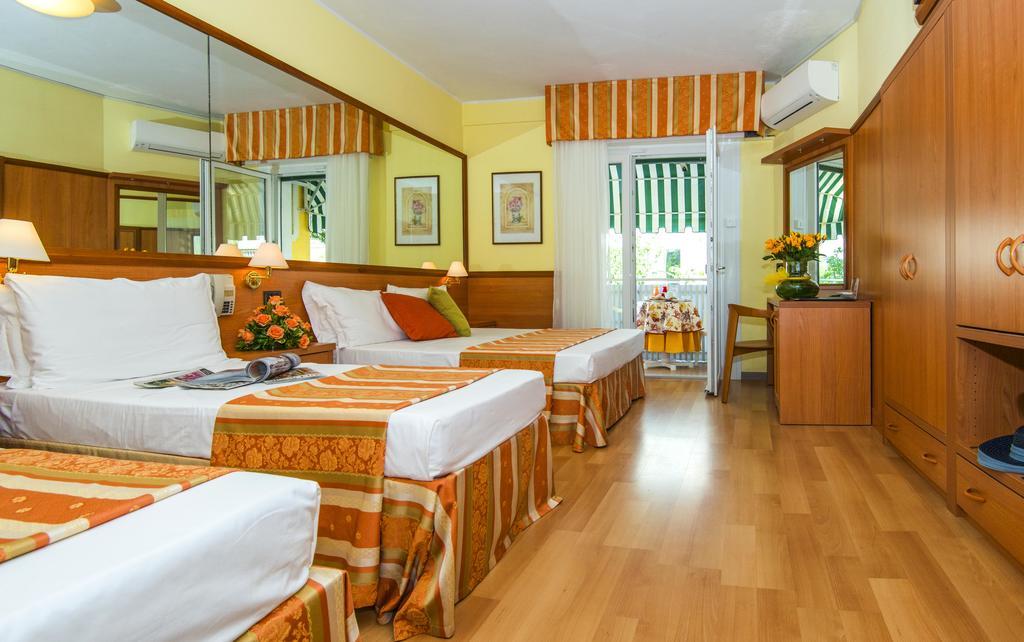 Hotel Al Prater Lignano Sabbiadoro Extérieur photo