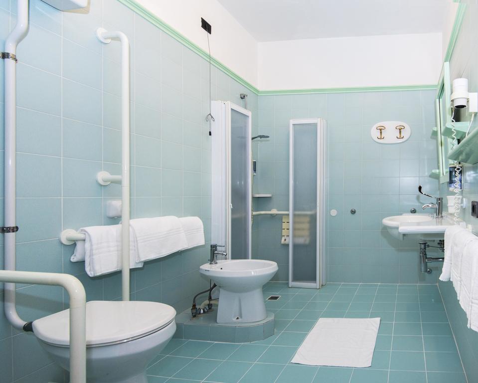 Hotel Al Prater Lignano Sabbiadoro Extérieur photo