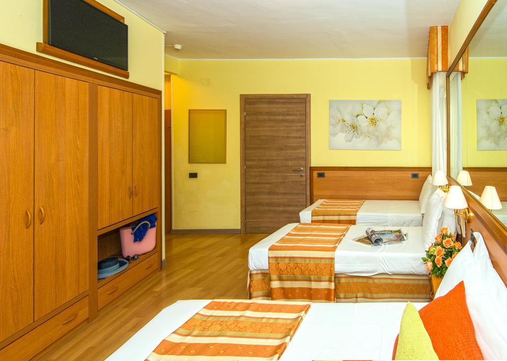 Hotel Al Prater Lignano Sabbiadoro Extérieur photo