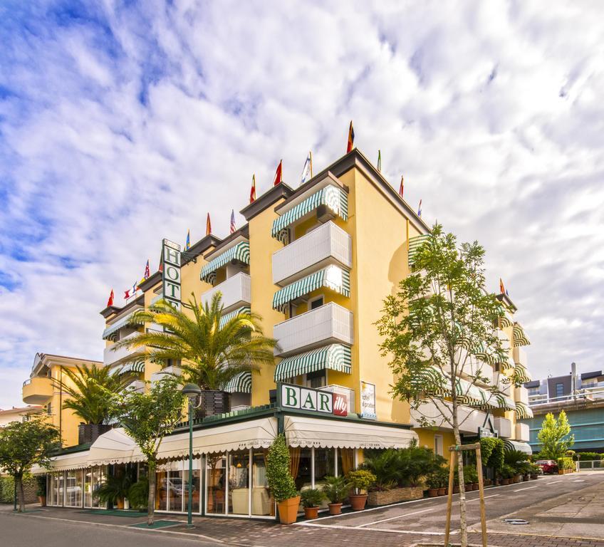 Hotel Al Prater Lignano Sabbiadoro Extérieur photo