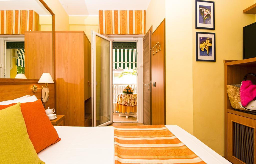 Hotel Al Prater Lignano Sabbiadoro Extérieur photo